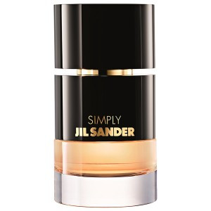 Simple - Jil Sander. Ra đời dựa trên sự hợp tác với nhà sản xuất nước hoa Christophe Raynaud, dòng nước hoa mới này của Jil Sander được đánh giá là dòng thanh lịch và tinh tế. Đầy hương hoa và trái cây, ta sẽ tìm thấy mùi hoa violet, mùi da thuộc, hoắc hương, xạ hương và hương vani.
