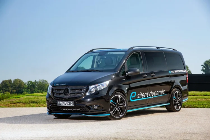 Phiên bản thứ hai được nâng cấp là e-Vito - biến thể chạy điện của V-Class. Bodykit khí động học tương tự V300d được cung cấp. Gầm xe cũng được hạ thấp 30mm đi kèm với bộ mâm Aerorad VAED cho cả 4 bánh.