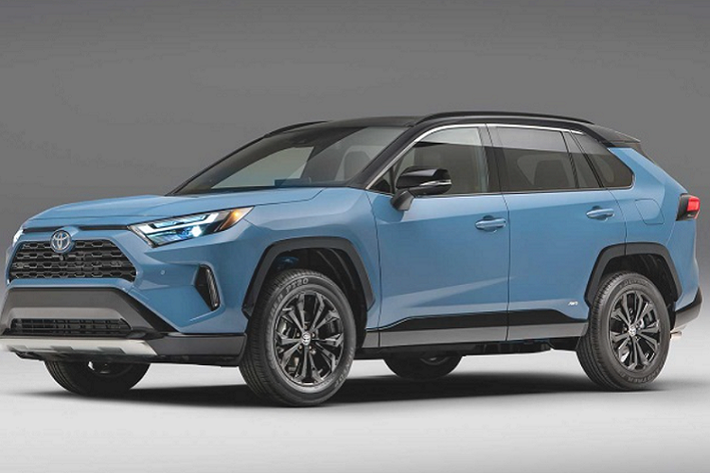 Trong khi đó, LE Hybrid, XLE, XLE Hybrid và Adventure sẽ được bổ sung thêm tùy chọn màu sơn mới cho bộ mâm - đen bóng hoặc bạc satin. Phiên bản XLE Premium Hybrid và Limited Hybrid đều có bộ mâm với thiết kế hoàn toàn mới.