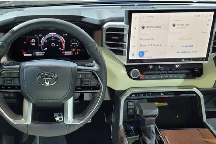 Hiện hãng Toyota chưa công bố hình ảnh và thông tin về trang bị nội thất của Frontlander dành cho thị trường Trung Quốc.