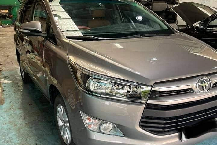 Trước đây, cũng có một chiếc Kia Morning được hồi sinh từ đống sắt vụn khiến cộng đồng mạng xôn xao. Thời gian hoàn thiện được tiết lộ là trong khoảng 1 tháng. Nội thất, khoang động cơ và các chi tiết hỏng học được thay bằng những món đồ mới.