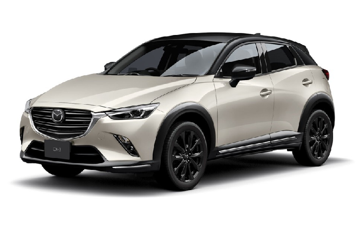 Vào hôm 14/10 vừa qua, hãng Mazda đã công bố sẽ tung ra phiên bản nâng cấp nhẹ của CX-3 tại thị trường Nhật Bản vào tháng 11 tới đây. Trước khi có mặt trên thị trường, Mazda CX-3 2022 đã được hé lộ thiết kế và thông tin. Điểm nhấn của Mazda CX-3 2022 bản đặc biệt mới mang tên Super Edgy. So với bản thường, Mazda CX-3 Super Edgy 2022 có một số chi tiết thiết kế ngoại thất khác biệt.