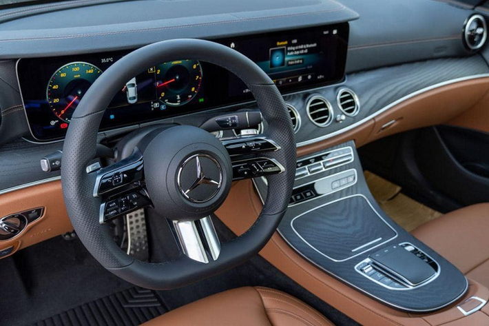Nếu những thông tin trên là chính xác, các mẫu xe thuộc dòng AMG có động cơ V8 là chủ lực chỉ còn S63 và dòng xe độc lập của họ là GT 4-Door Coupe.