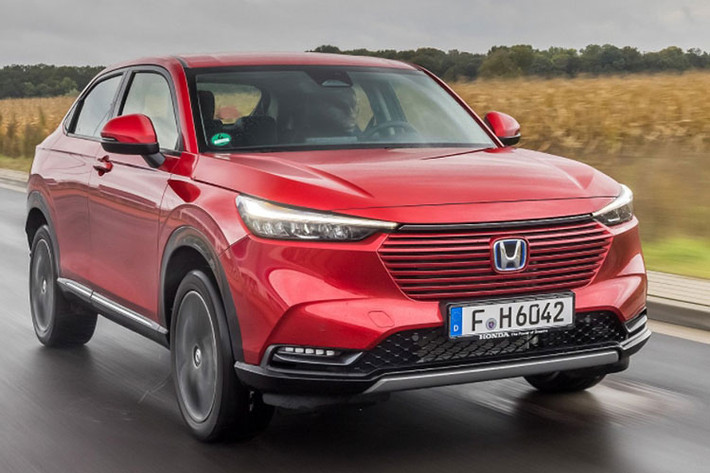 Honda HR-V 2022 mới hay còn gọi là Vezel đã được ra mắt tại thị trường Nhật Bản đã ra mắt hồi giữa tháng 2 năm nay. Sau hơn nửa năm kể từ khi ra mắt lần đầu, Honda HR-V thế hệ mới sắp sửa được ra mắt tại Thái Lan, đầu tiên trong khu vực Đông Nam Á. Theo kế hoạch, Honda Thái Lan sẽ giới thiệu HR-V thế hệ mới vào tháng 11 sắp tới.