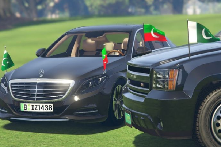 3. Thủ tướng Pakistan Imran Khan Thủ tướng Pakistan Imran Khan sở hữu nhiều chiếc xe đáng chú ý như Toyota Land Cruiser được đặt làm riêng để bổ sung khả năng chống đạn, hay chiếc Mercedes Maybach S600 bọc thép có chống đạn và chống bom, đạt xếp hạng bảo vệ VR 10.