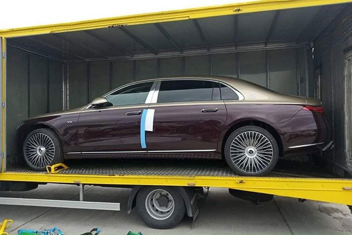 Tính năng đánh lái cầu sau có sẵn trên mọi chiếc xe sang Mercedes-Maybach S-Class 2022 thế hệ mới nhằm tăng cường tính cơ động và linh hoạt khi xe di chuyển trong đô thị...