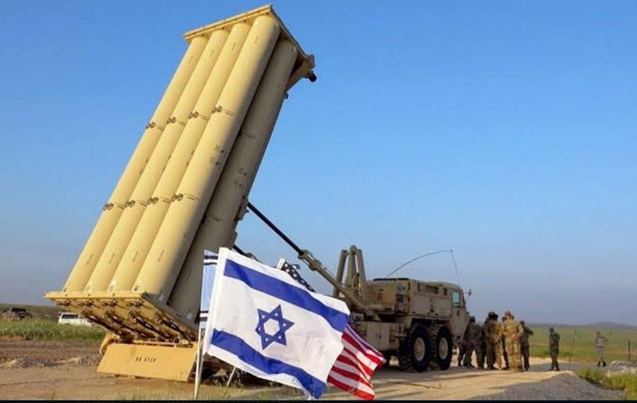 Ngay sau đó, Mỹ đã khẩn cấp hỗ trợ siêu vũ khí cho Israel, chuẩn bị triển khai hệ thống phòng thủ tên lửa tiên tiến nhất thế giới "THAAD" tại Israel để đánh chặn tên lửa đạn đạo trong trường hợp Iran có thể tiến hành các cuộc tấn công. Ảnh: Reuters.