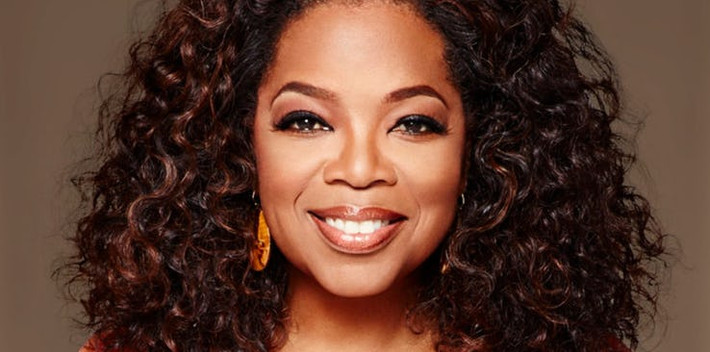 Oprah Winfrey: Được mệnh danh là bà hoàng truyền thông và cũng là diễn viên gạo cội của Hollywood. Oprah bỏ ra không ít công sức trong việc đấu tranh giành quyền lợi cho phụ nữ người Mỹ gốc Phi.