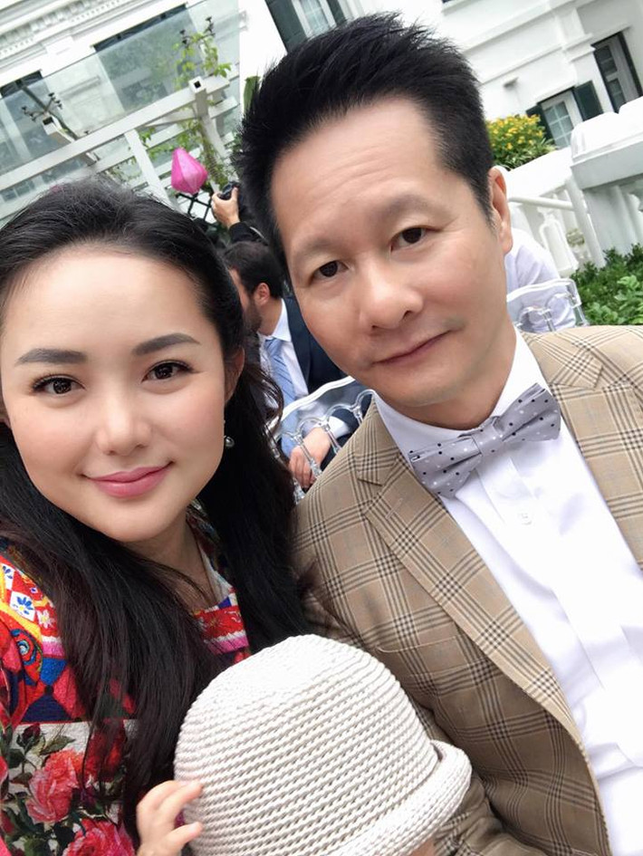 Điển hình chuyện sao việt chu cấp nuôi con là vụ kiện kéo dài nhiều năm của Ngọc Thúy với người chồng cũ là doanh nhân Nguyễn Đức An - ông xã hiện tại của người mẫu Phan Như Thảo.
