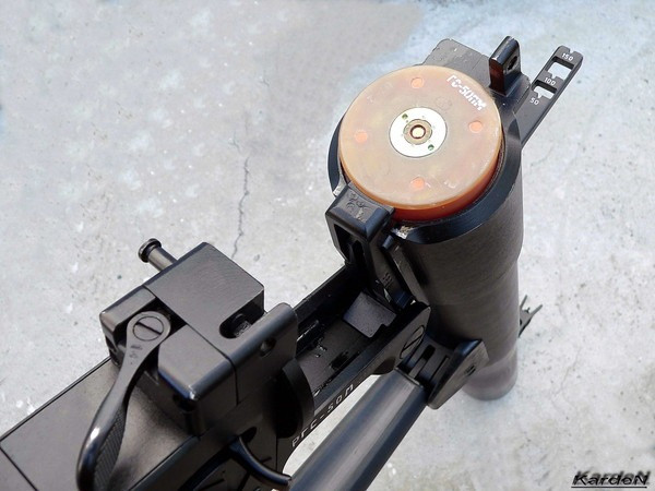 RGS-50 là súng phóng lựu bắn phát một, sử dụng nòng trơn (tương tự như nòng súng săn) và nạp đạn từ phía sau. Súng phóng lựu có thể bắn ra những quả lựu đạn nặng 0,4 kg với vận tốc đầu nòng khoảng 90 m/s. Thiết kế đơn giản của RGS-50 đảm bảo độ bền cao và vận hành dễ dàng.