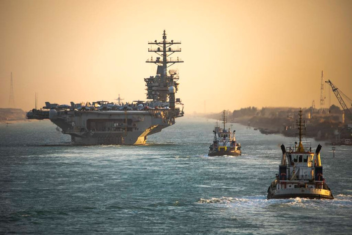 Ngày 5/1, Viện Hải quân Mỹ cho biết, tàu sân bay chạy bằng năng lượng hạt nhân USS Dwight D. Eisenhower đã tiến vào Biển Đỏ. Việc triển khai này được cho là một phần trong nỗ lực của Washington nhằm ngăn chặn lực lượng Houthi tấn công vào các tàu trong khu vực.