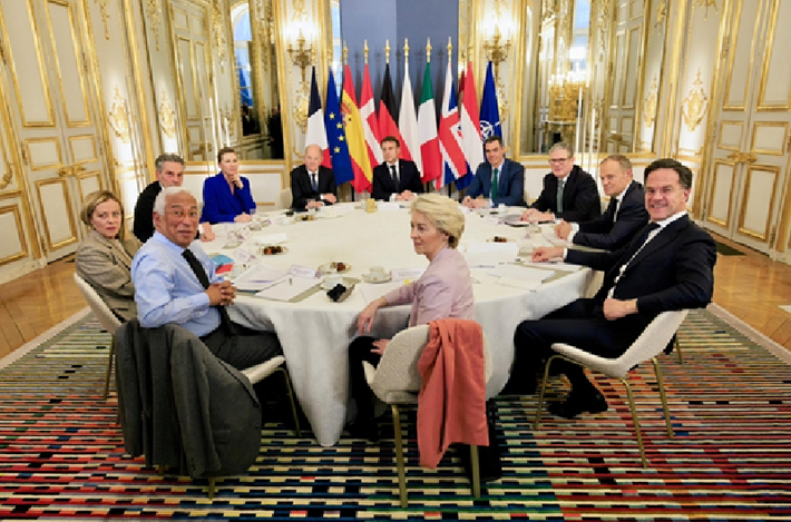Chính quyền ông Trump cũng làm rõ với các đồng minh châu Âu trong NATO rằng họ phải chịu trách nhiệm chính đối với khu vực này, khẳng định rằng Washington có những ưu tiên khác, chẳng hạn như an ninh biên giới và đối phó với Trung Quốc. Ảnh: SecGenNATO