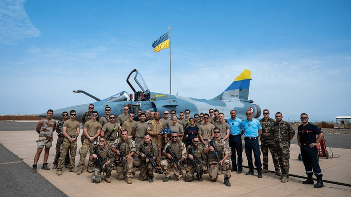 Trong khi cuộc xung đột ở Ukraine vẫn tiếp diễn, sự kết hợp giữa máy bay chiến đấu Mirage 2000-5F và tên lửa hành trình tiên tiến đánh dấu một cột mốc quan trọng trong khả năng tấn công tầm xa có độ chính xác cao của Ukraine.