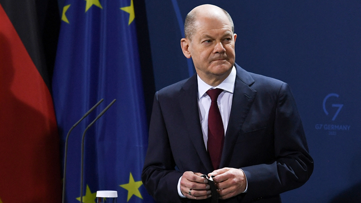 Thủ tướng Đức Olaf Scholz là người đầu tiên chỉ trích rằng thỏa thuận này quá “ích kỷ”, cho rằng những tài nguyên quý giá này nên được sử dụng để tái thiết đất nước sau chiến tranh. Nhiều quốc gia phương Tây cũng có quan điểm tương tự. Ảnh: Reuters