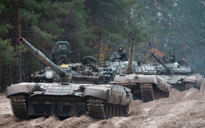 Tuy nhiên, việc đưa T-54/55 vào phục vụ tiền tuyến của quân đội Nga là một quyết định rất bất thường, trong khi đó Nga vẫn có một số lựa chọn hứa hẹn hơn như T-72 hoặc T-62.