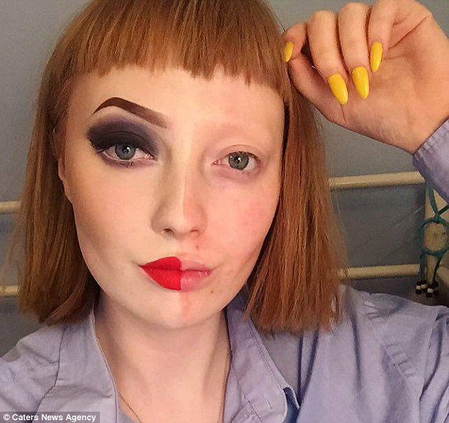 Maisie Beech, 19 tuổi đã tung những hình ảnh trang điểm nửa mặt lên facebook và nhận được sự quan tâm từ cộng đồng mạng. Những bức ảnh thể hiện quyền lực của việc trang điểm đối với các cô gái.