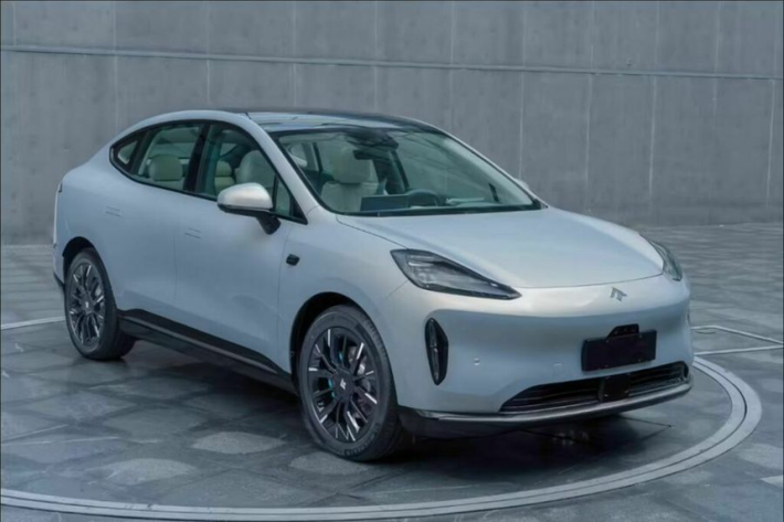 Car News China nhận định thương hiệu Trung Quốc sẽ cung cấp cho Hyper HT ba tùy chọn LiDAR khác nhau kết hợp với hệ thống hỗ trợ người lái tiên tiến.