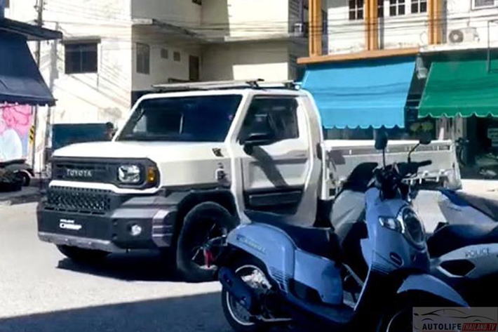 Khung gầm của Toyota Hilux Champ cho phép vị trí phía sau khoang cabin có thể tùy biến để phục vụ các mục đích chuyên dụng như chở đồ, bán hàng hay làm nhà di động,…