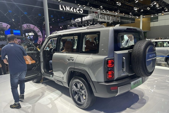 Đáng quan tâm doanh số trong tháng 10 này chưa ghi nhận chiến binh Haval Raptor vẫn còn đang chờ ngày đẹp để xuất trận, ngay khi được bàn giao đến khách hàng, đây sẽ là 1 trong những cổ máy hái ra tiền, mang đến doanh số đột biến cho Great Wall Motors.