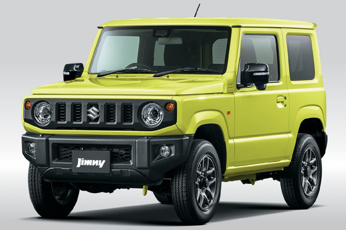 "Trái tim" của mẫu SUV này là động cơ xăng có mã K15B với 4 xi-lanh thẳng hàng, dung tích 1.5L, sản sinh công suất tối đa 75 kW (khoảng 100 mã lực) tại tua máy 6.000 vòng/phút. Động cơ đồng hành với hộp số tự động 4 cấp và hệ dẫn động 4 bánh. Đây cũng là động cơ hiện đang được dùng cho Suzuki XL7 ở Việt Nam.