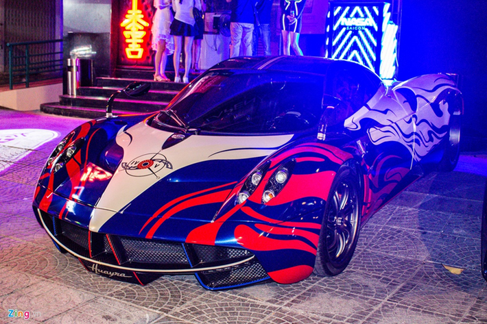 Pagani không cho Utopia chạy theo số đông của các nhà sản xuất siêu xe khác để cung cấp một hệ thống truyền động hybrid. Thay vào đó, Pagani Utopia sẽ tiếp tục được cung cấp sức mạnh như Huayra, bởi động cơ V12, dung tích 6.0 lít, tăng áp kép do AMG phát triển nhưng sản sinh công suất tối đa 852 mã lực và mô-men xoắn cực đại 1.100 Nm