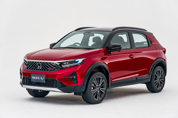 Điều này, cộng với nhu cầu mua xe SUV Honda WR-V của khách hàng Nhật Bản tăng lên, khiến thời gian giao xe kéo dài đến 8 tháng ở một số đại lý. Tất nhiên, thời gian giao xe này sẽ thay đổi phụ thuộc vào khu vực bán và quy mô của từng đại lý.