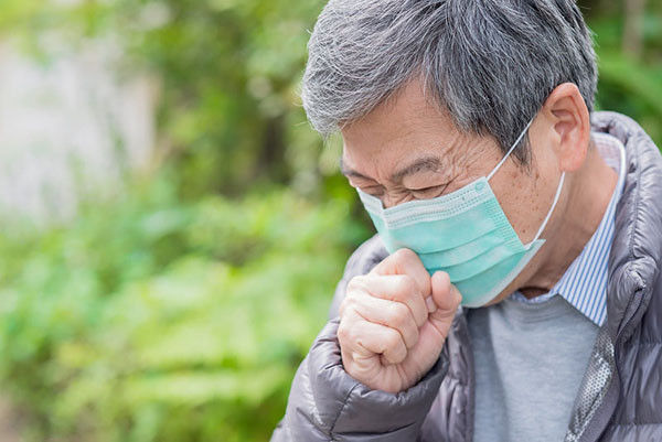Để ngăn ngừa tình trạng này, nam giới nên ăn vài lát gừng vào buổi sáng. Các thành phần trong gừng khi đi vào cơ thể sẽ thúc đẩy quá trình lưu thông máu, xua khí lạnh, giúp cơ thể cảm thấy ấm hơn.