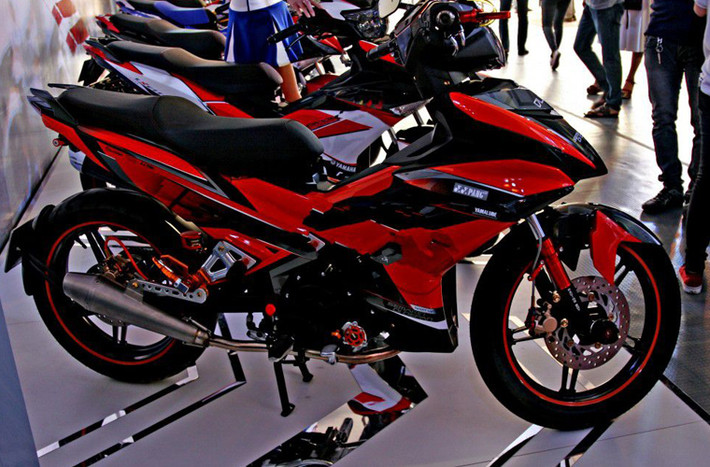 Một biker tại Sài Gòn (thuộc CLB Exciter VLC Team) đã sở hữu và độ 1 chiếc Exciter 150 theo 1 phong cách khác và nổi bật.