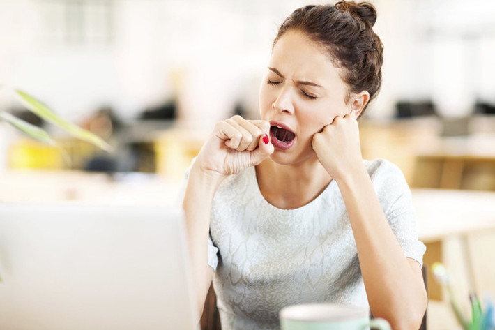 Nếu bạn đang đi tiểu nhiều hơn và khát hơn bình thường, bạn có thể cảm thấy bị kiệt sức. Ảnh: thanhnien.