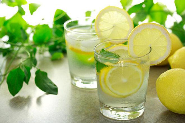 Những chất này có tác dụng chống oxy hóa và chống ung thư nhất định. Tuy nhiên, hầu hết các nghiên cứu chỉ ở giai đoạn thí nghiệm cấp tế bào động vật. Chưa có thí nghiệm trên người, liều lượng hiệu quả và tác dụng phụ cũng chưa được xác định, cần nghiên cứu sâu hơn. (Ảnh: 39Health)