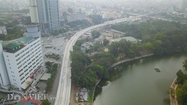 Dự án đường sắt đô thị Hà Nội Nhổn - ga Hà Nội có tổng mức đầu tư gần 1,2 triệu EUR, trong đó gần 80% là vay vốn ODA, còn lại là vốn đối ứng từ ngân sách thành phố.