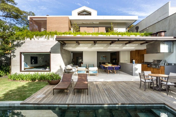 Ngôi nhà có tên House ACK do công ty kiến trúc Studio AG Arquitetura thiết kế.