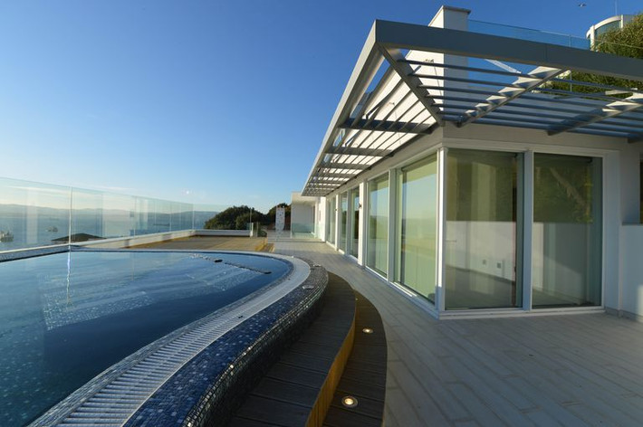 Năm 2014, New Aloes đạt danh hiệu cao nhất tại “International Property Awards”, một giải thưởng có uy tín về lĩnh vực kiến trúc.