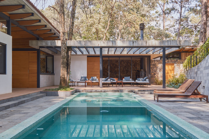 M House được thiết kế bởi công ty Saavedra Arquitectos.