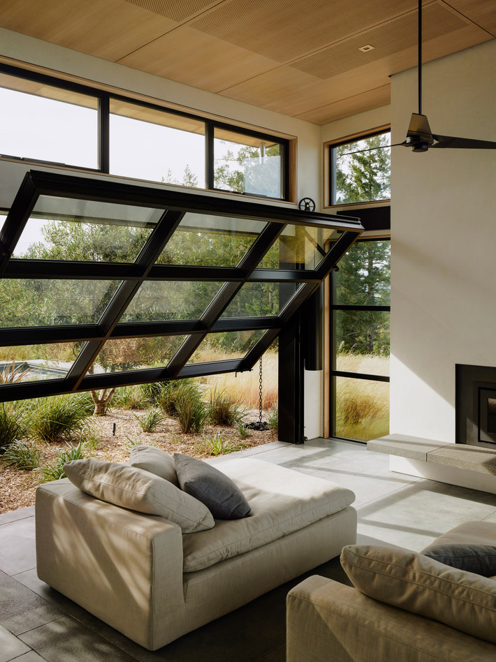 House in Healdsburg được thiết kế bởi hãng kiến trúc Feldman Architecture với sự phối hợp của công ty kiến trúc Arterra Landscape Architects.