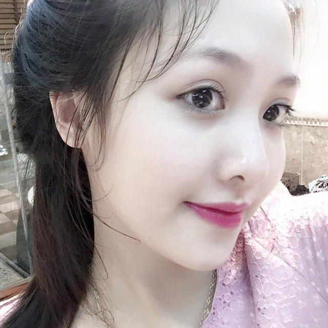 Chưa được gọi với danh xưng hot girl, nhưng tên tuổi của Ngọc Diệu cũng "rùm beng" không kém thế hệ hot girl hiện tại.