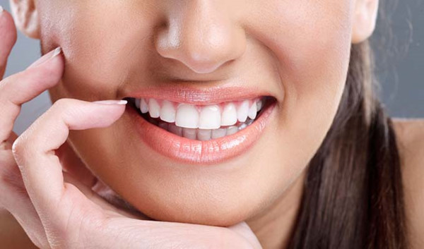 Trung bình số lượng răng của con người khi trưởng thành là 32 chiếc răng, trong đó có 8 răng cửa, 4 răng nanh, 8 răng tiền hàm và 12 răng hàm. (Nguồn Vov)