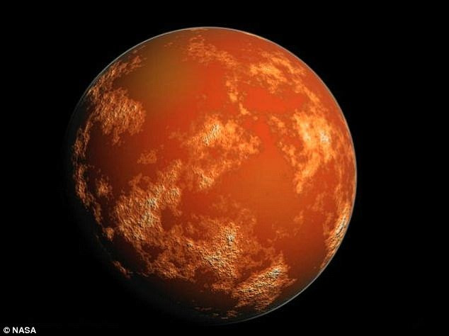 Trong bộ ảnh quý hiếm về sao Thổ mà NASA vừa công bố, đây là bức ảnh cực hiếm ngay thời khắc Thổ tinh chuyển màu cam trong lần tiếp cận thứ 20 của tàu vũ trụ Cassini, NASA. Nguồn ảnh: Dailymail.
