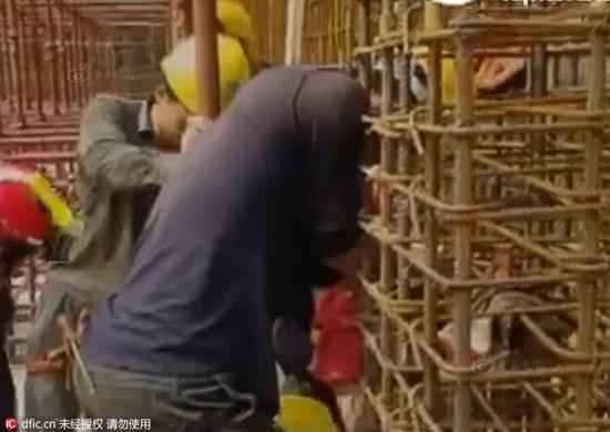 Công trường nơi xảy ra vụ tai nạn thanh sắt đâm xuyên người bệnh nhân.