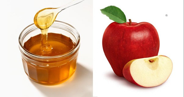 Hỗn hợp giấm táo - mật ong. Giấm táo là một biện pháp điều trị viêm xoang được đánh giá cao bởi tác dụng của nó đem lại. Trộn 240ml nước ấm với 2 muỗng canh giấm táo và 1 muỗng canh mật ong để uống hàng ngày.