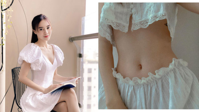 Ninh Dương Lan Ngọc cũng hào hứng khoe vòng eo 54cm cho “bằng chị bằng em”. Ảnh: tinsaotv.