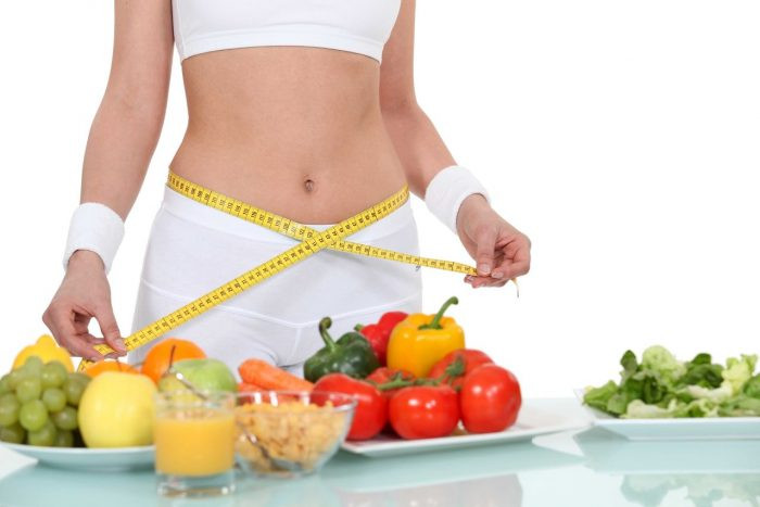 7. Giảm cân: Các nghiên cứu đã phát hiện ra rằng những người béo phì có nguy cơ ngủ ngáy cao gấp 3 lần so với những người có cân nặng bình thường, muốn điều trị chứng ngủ ngáy thì bạn cần giảm cân hợp lý.