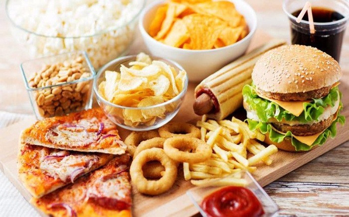 Đáng lưu ý, gan nhiễm mỡ có thể được đẩy lùi nhờ chế độ ăn khoa học. Ngược lại, ăn uống tùy tiện khiến bệnh dễ tiến triển thành xơ gan, thậm chí ung thư gan nguy hiểm.