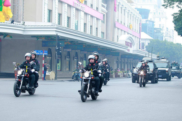 Đại hội đại biểu toàn quốc lần thứ XIII của Đảng diễn ra từ ngày 25/1-2/2/2021. Công an Hà Nội huy động 100% quân số bảo vệ tuyệt đối an toàn cho Đại hội. (Ảnh: Báo Lao động)