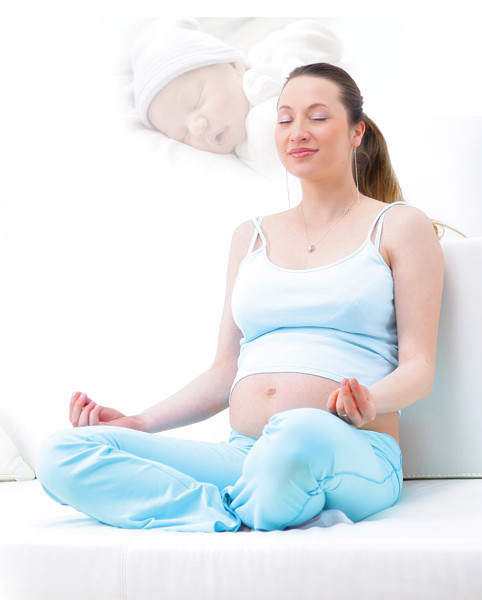 Sinh con là một quá trình tự nhiên, tuy vậy lần đầu sinh nở khiến không ít các bà mẹ rơi vào trạng thái căng thẳng, lo lắng. Đôi khi những vấn đề về mặt tâm lý lại khiến cuộc vượt cạn càng trở nên khó khăn hơn. Để đ ẻ không đau, cần "khắc cốt ghi tâm" 3 điều sau: Nghỉ ngơi - Chịu đựng - Hợp tác. Ảnh: mevacon.com.vn.