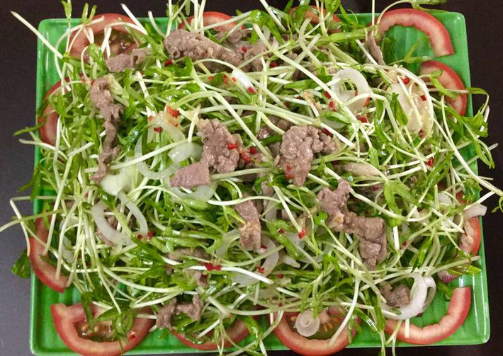 Món gỏi chống ngán này không những mang vị cay the dễ gây nghiền cho người thưởng thức mà còn chứa nhiều vitamin và khoáng chất tốt cho sức khỏe. Ảnh: cpcdn.