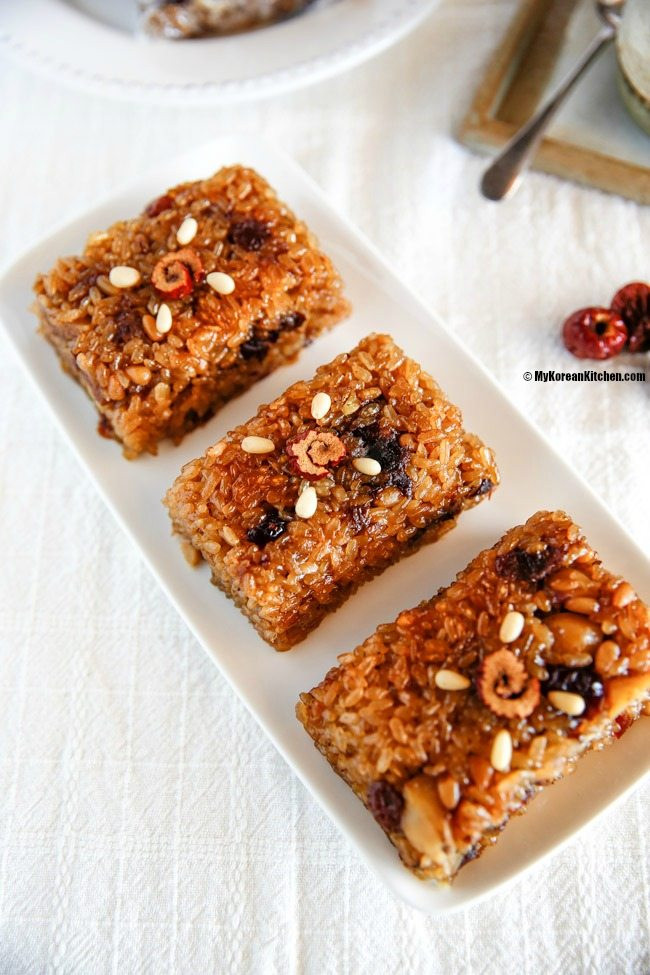 Tuy nhiên, ngày nay, món ăn này cũng được chế biến và thưởng thức trong nhiều dịp lễ khác. Ảnh: mykoreankitchen.