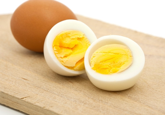 Một quả trứng cung cấp 6 gram protein nhưng chỉ có 70 calo. Ảnh: mediacdn.