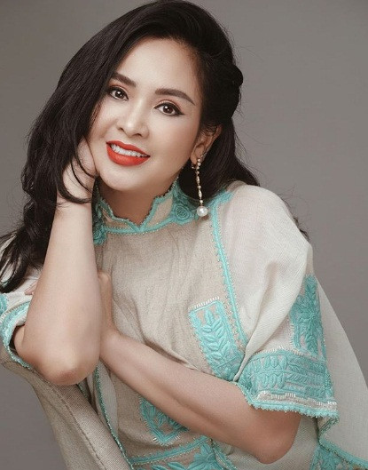 Vợ cũ nhạc sĩ Quốc Trung được nhận xét là sở hữu vẻ đẹp bất chấp thời gian.