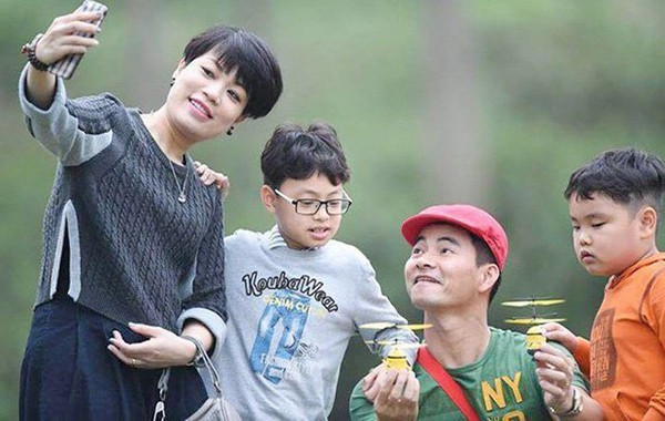 Kết tinh tình yêu của Xuân Bắc và vợ chính là hai cậu con trai thông minh và tinh nghịch.